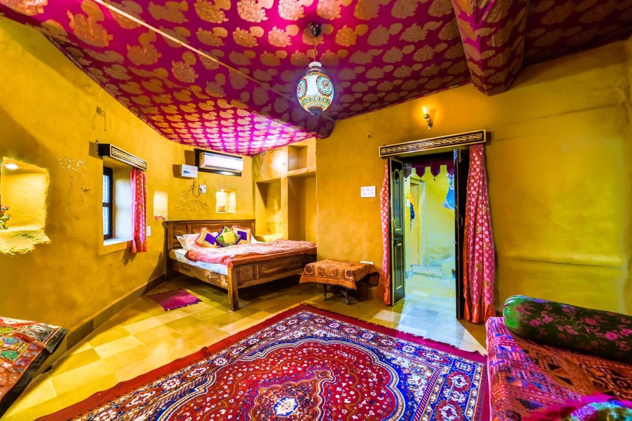 Mud Mirror Guesthouse Dzsaiszalmer Kültér fotó