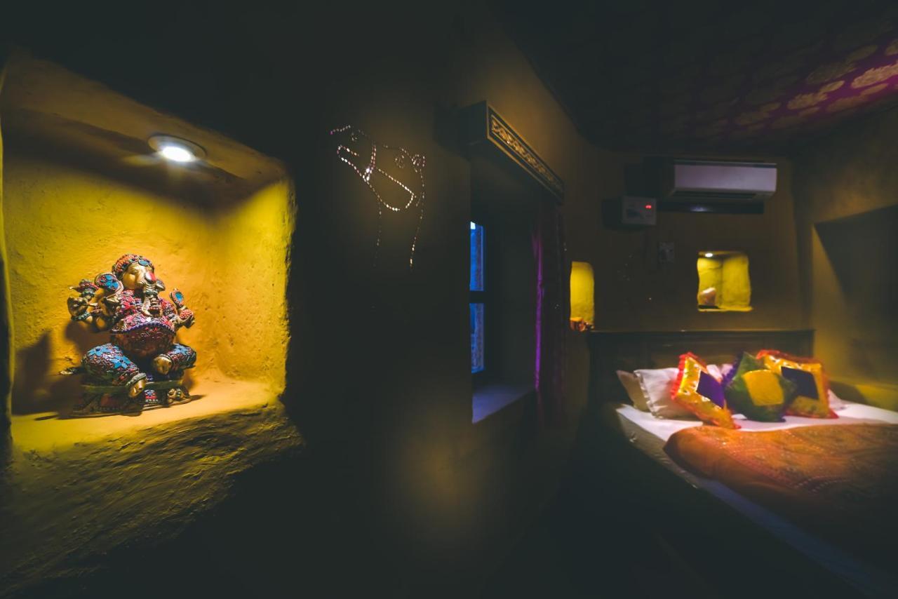Mud Mirror Guesthouse Dzsaiszalmer Kültér fotó