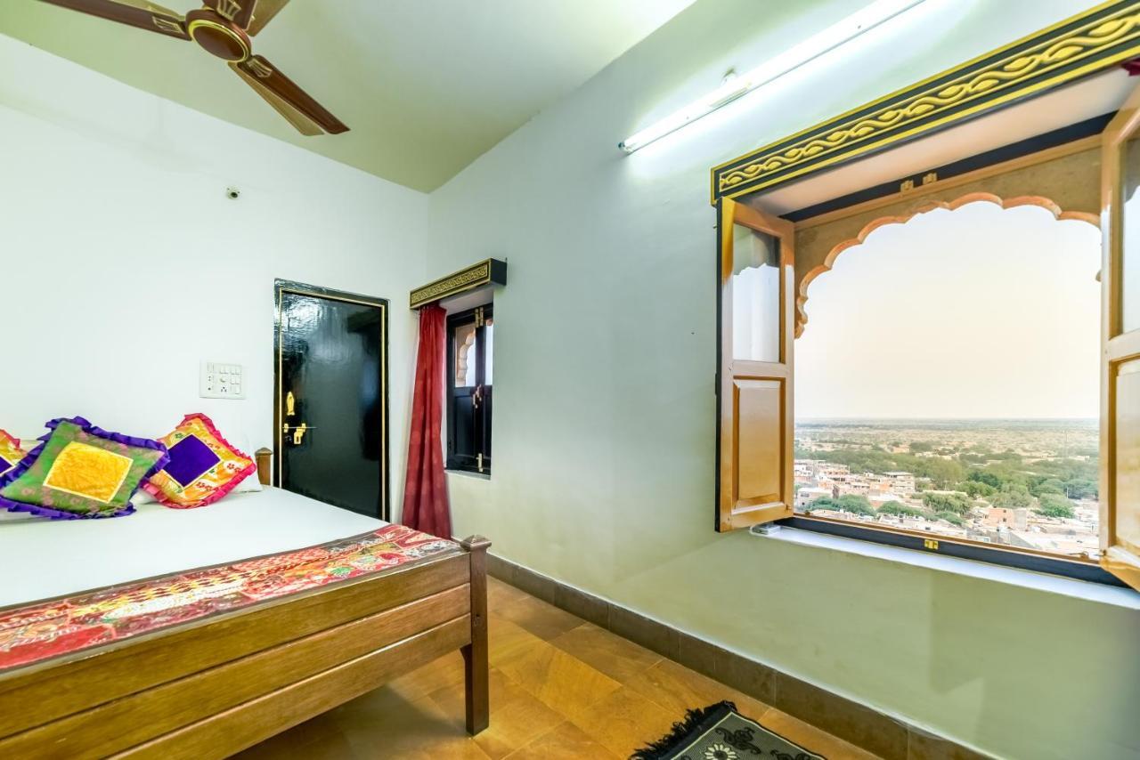 Mud Mirror Guesthouse Dzsaiszalmer Kültér fotó